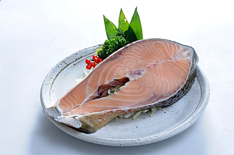 《海鱺屋。嚴選》智利產　冷凍鮭魚輪切片